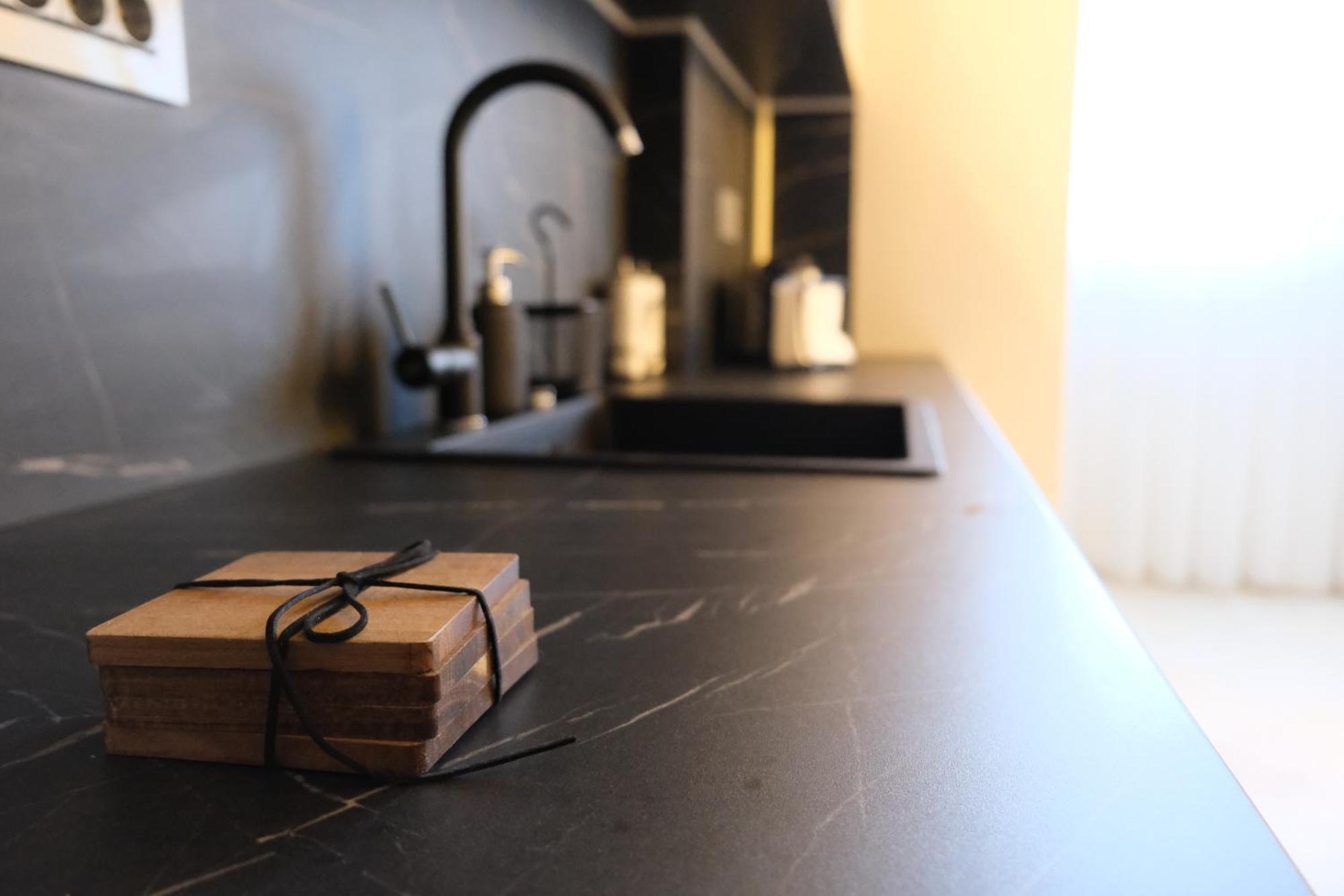 Cosy 2 Rooms Apartment In The Center Of The City Bukarest Eksteriør billede