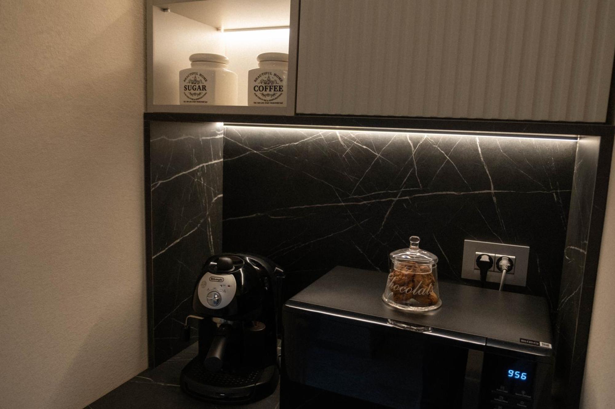 Cosy 2 Rooms Apartment In The Center Of The City Bukarest Eksteriør billede
