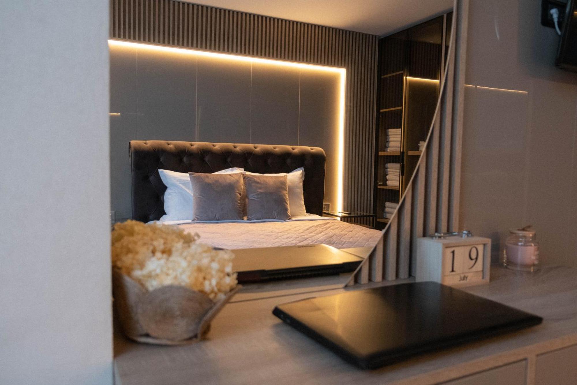 Cosy 2 Rooms Apartment In The Center Of The City Bukarest Eksteriør billede