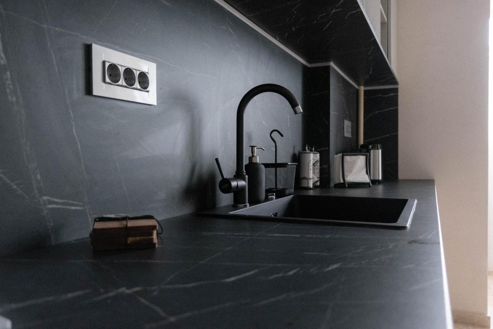 Cosy 2 Rooms Apartment In The Center Of The City Bukarest Eksteriør billede