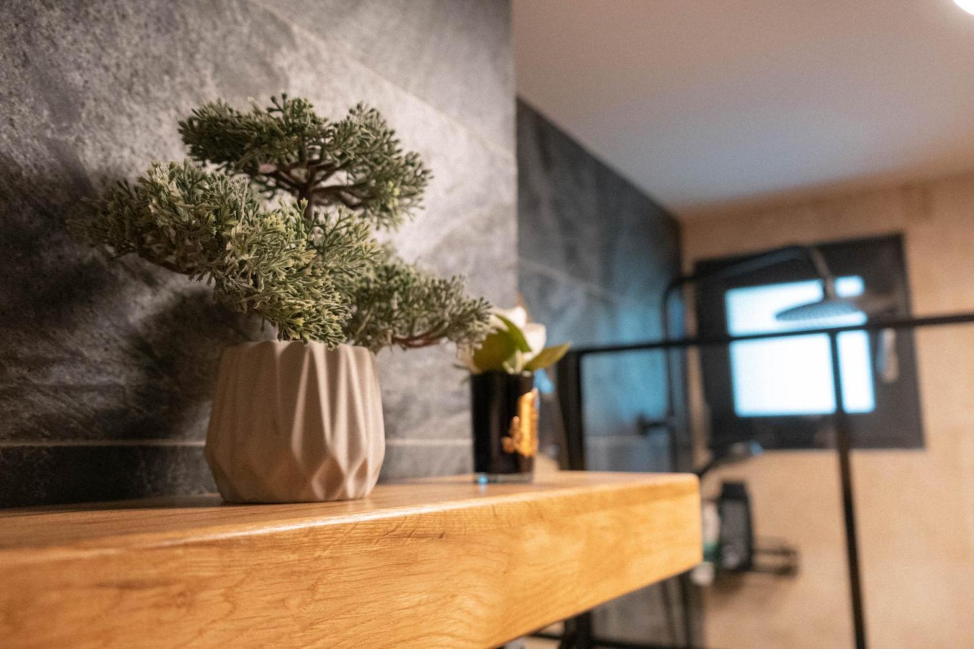 Cosy 2 Rooms Apartment In The Center Of The City Bukarest Eksteriør billede